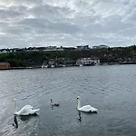 Dom wakacyjny Flott Rorbu Pa Idylliske Langevag/bomlo
