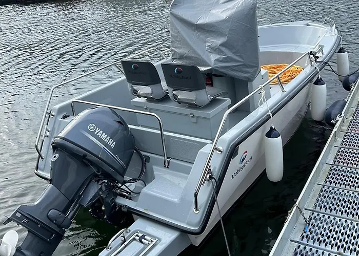 Flott Rorbu Pa Idylliske Langevag/bomlo * Bomlo