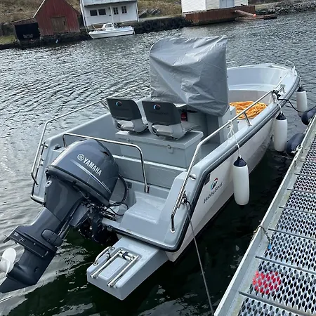 Flott Rorbu Pa Idylliske Langevag/bomlo * Bomlo